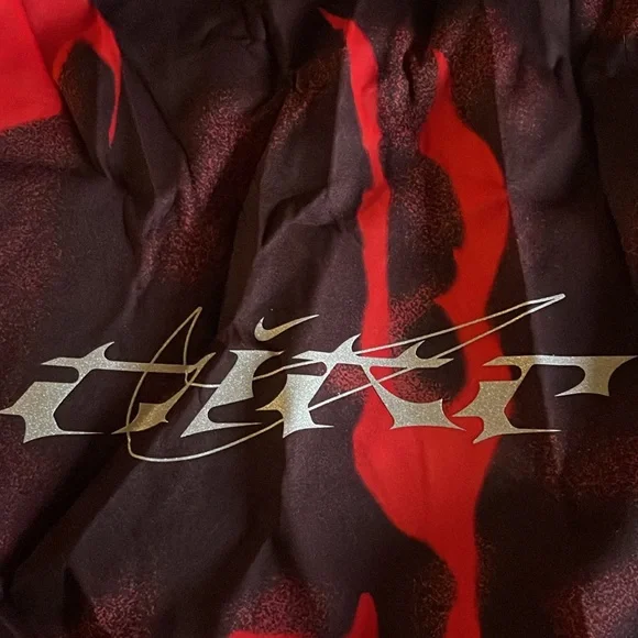 Nike workout suits - Picture 2 of 3